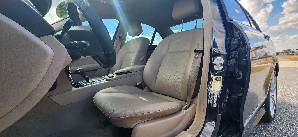 2012 Mercedes-Benz C-Class Image 11