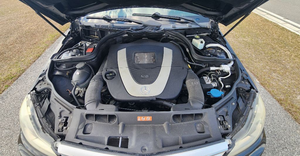 2012 Mercedes-Benz C-Class Image 26