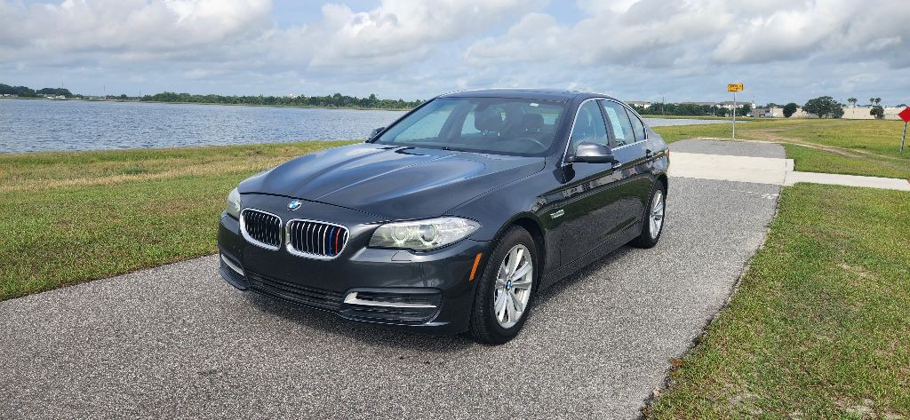 2014 BMW 5 Series Image 1