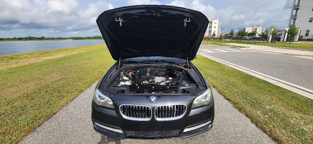 2014 BMW 5 Series Image 22