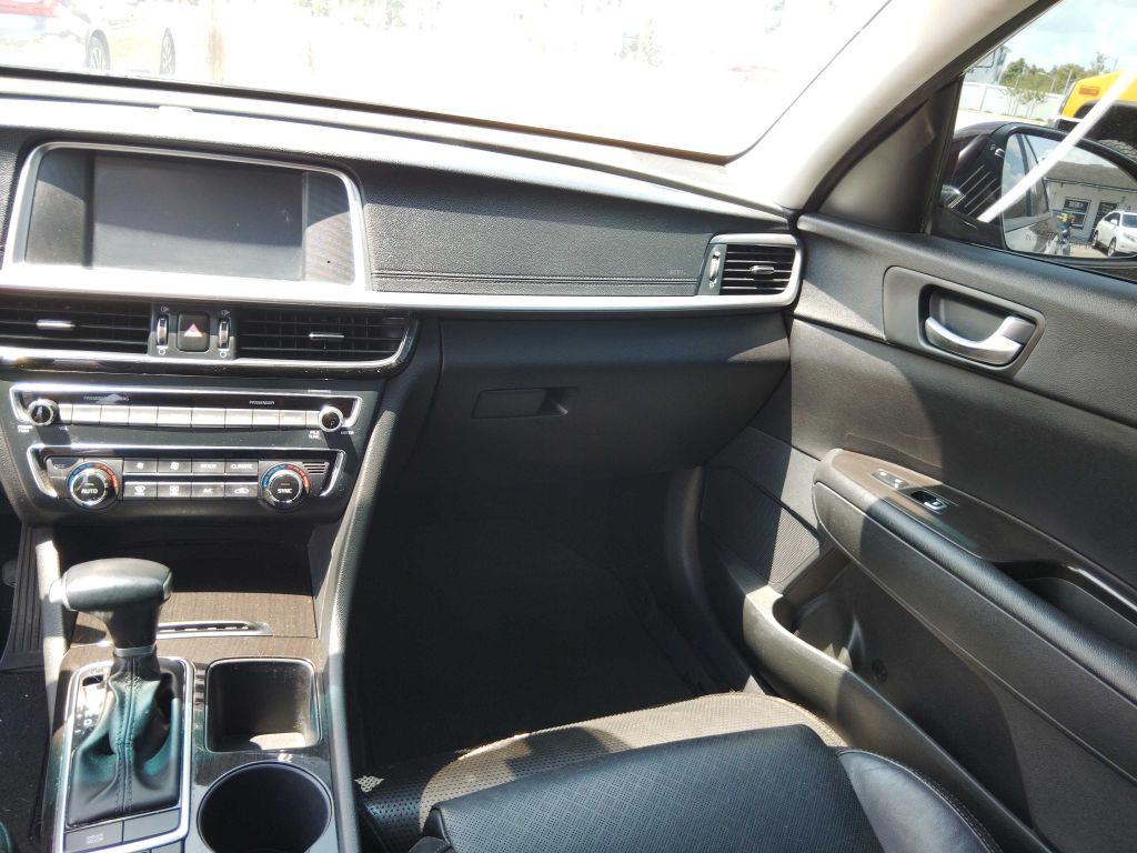 2020 Kia Optima Image 11