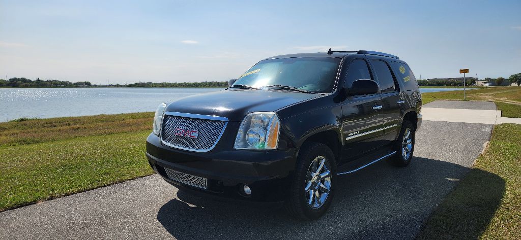 2012 GMC Yukon Image 1