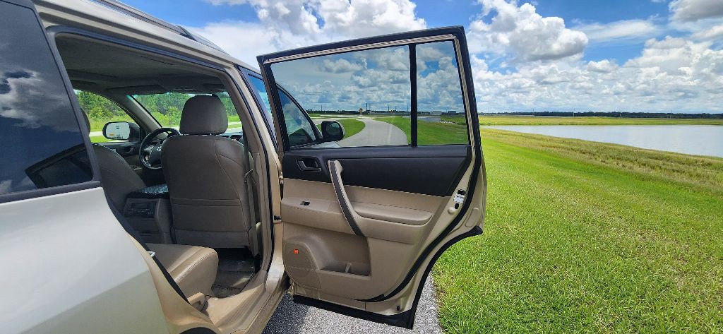 2009 Toyota Highlander Image 22