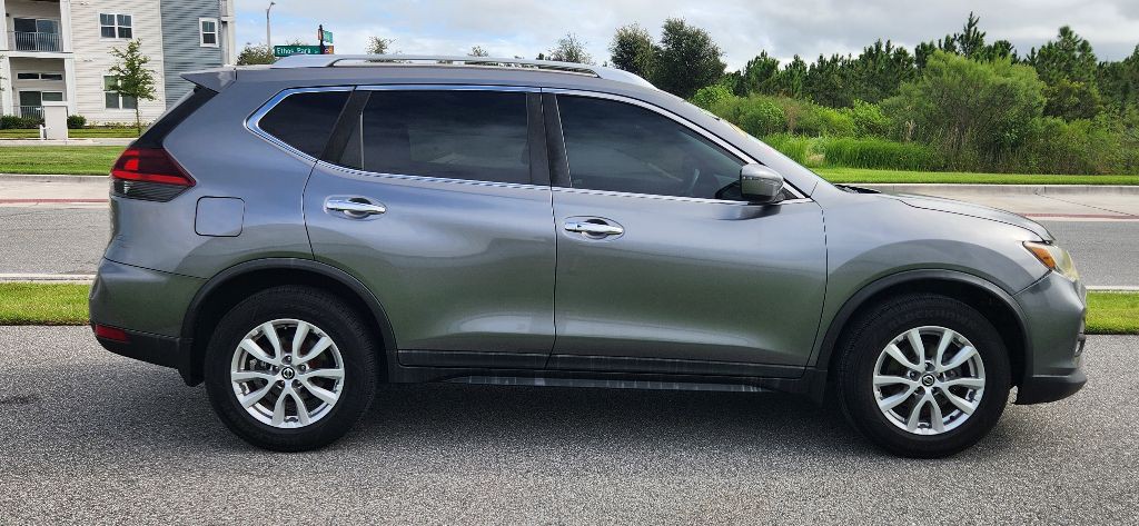 2018 Nissan Rogue Image 4