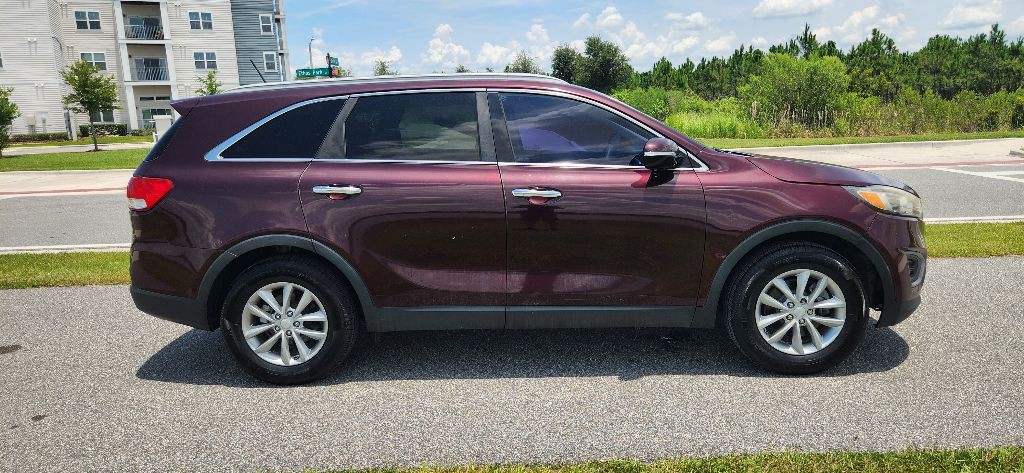 2017 Kia Sorento Image 4