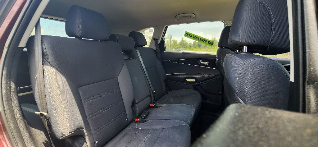 2017 Kia Sorento Image 23