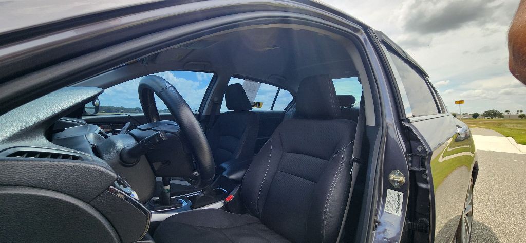 2015 Honda Accord Image 11