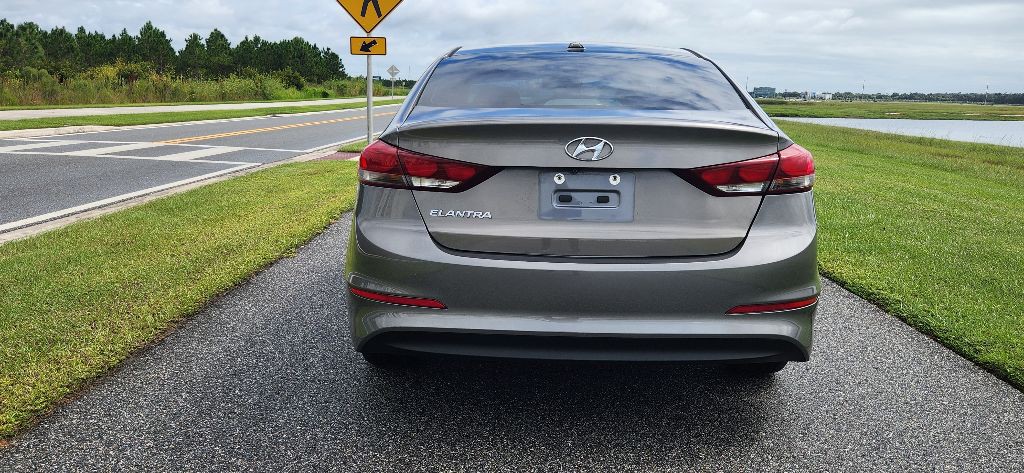 2018 Hyundai Elantra Image 6