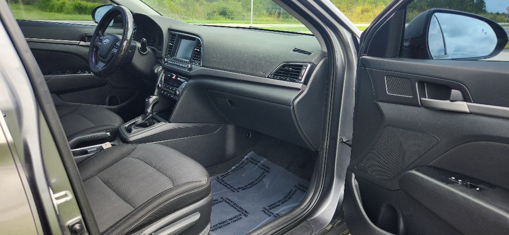2018 Hyundai Elantra Image 19