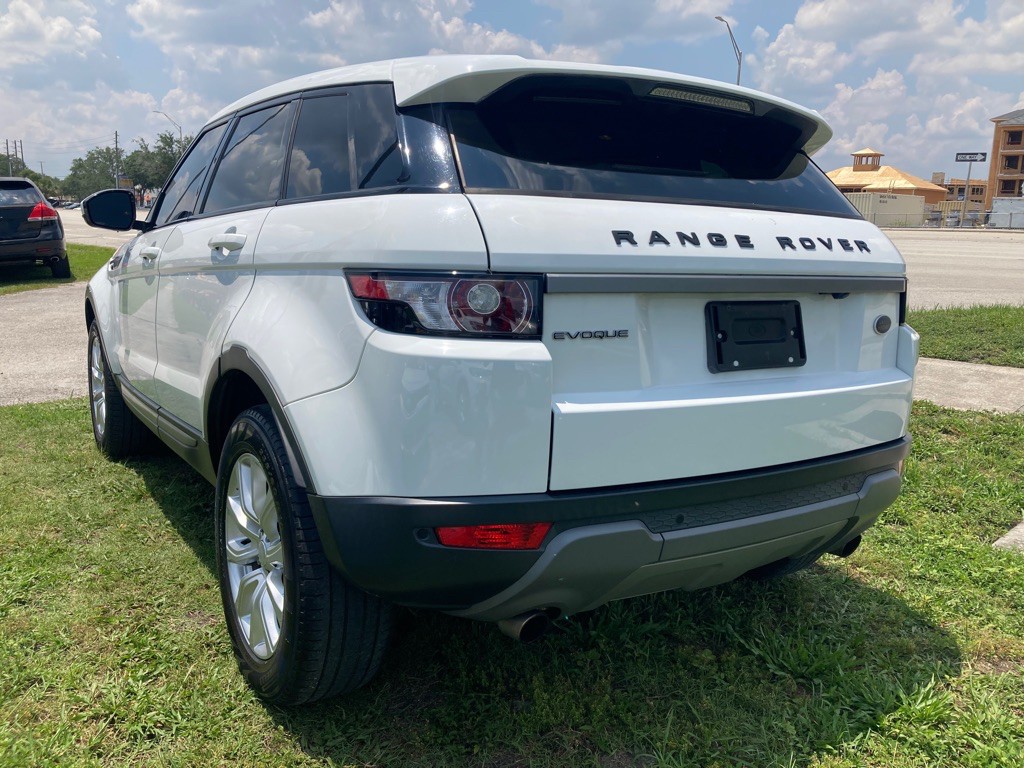 2015 Land Rover Range Rover Evoque Image 4