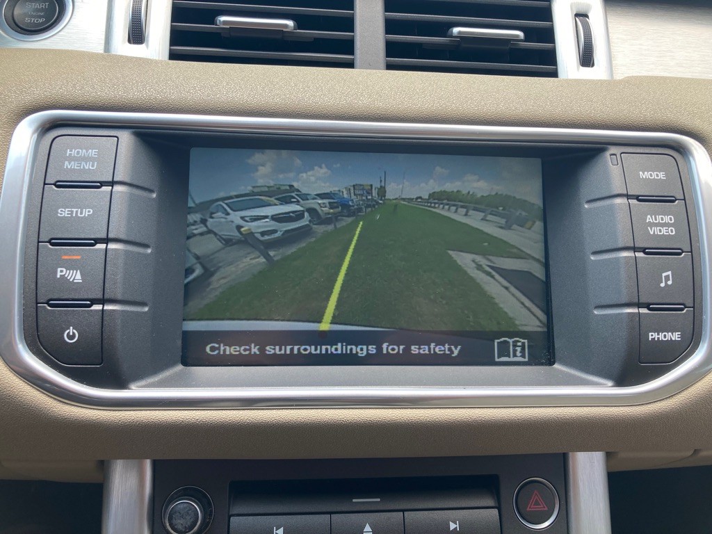 2015 Land Rover Range Rover Evoque Image 21