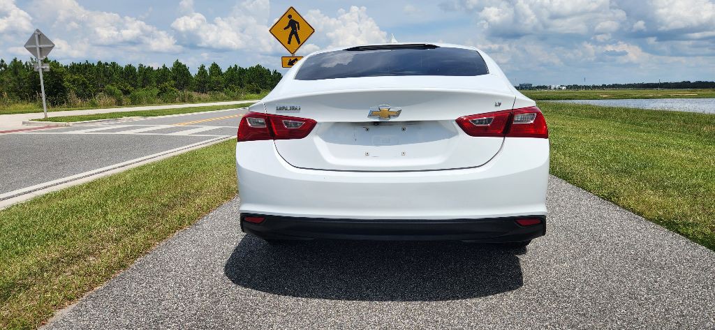 2018 Chevrolet Malibu Image 6