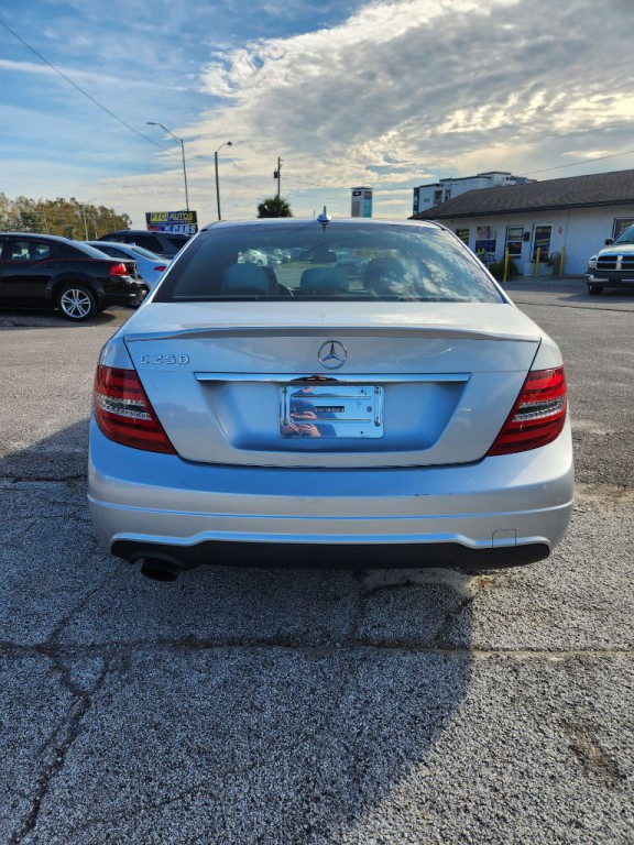 2013 Mercedes-Benz C-Class Image 5