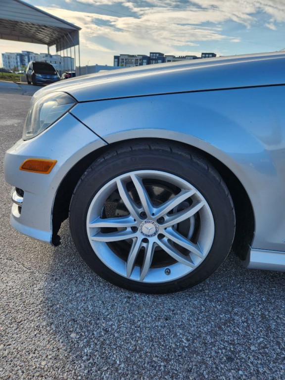 2013 Mercedes-Benz C-Class Image 10