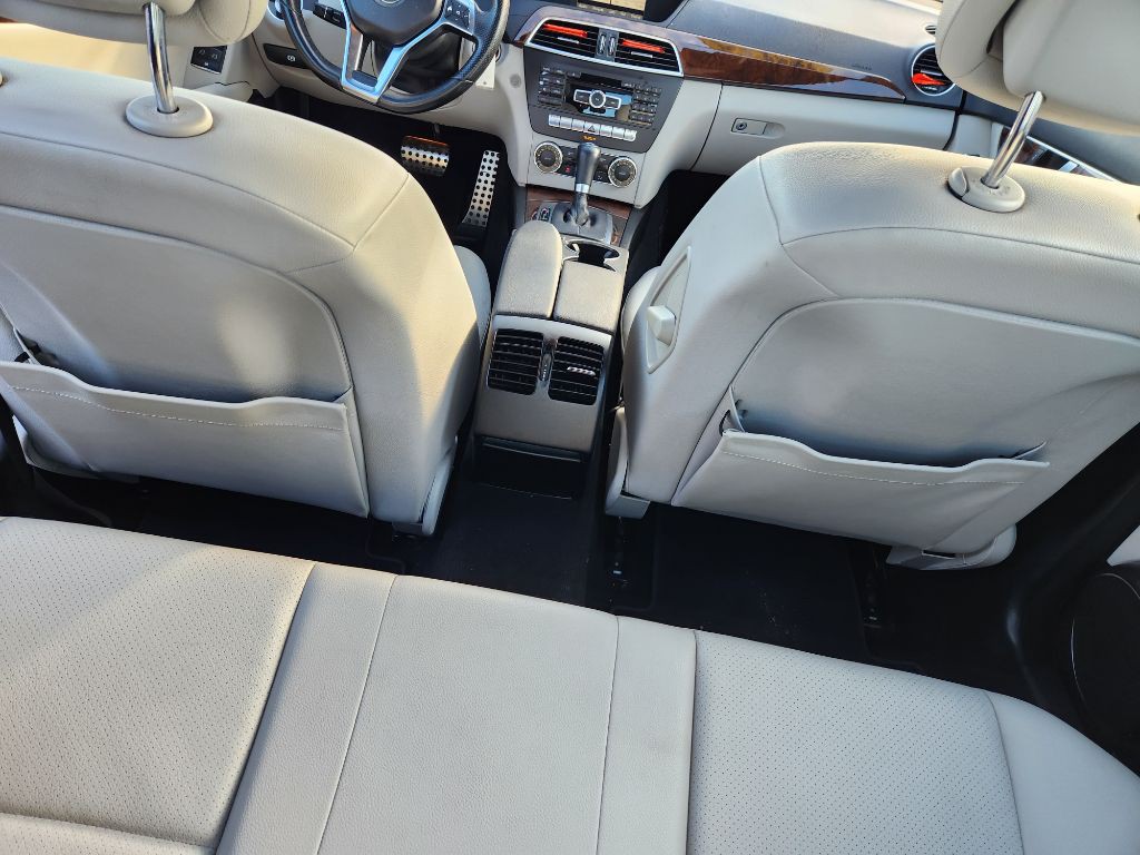 2013 Mercedes-Benz C-Class Image 22