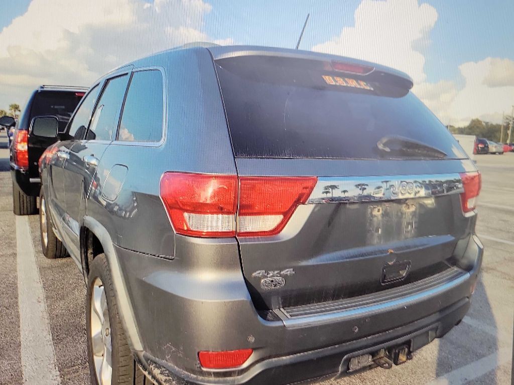 2012 Jeep Grand Cherokee Image 3