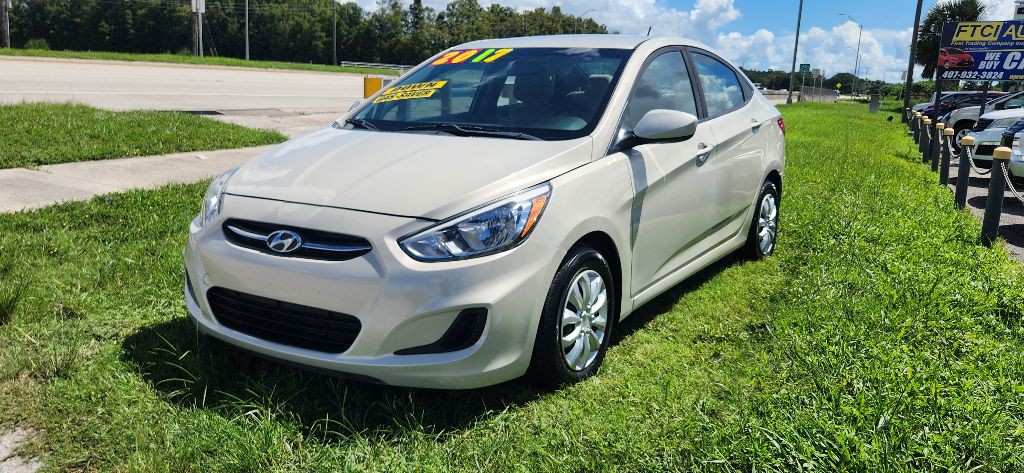 2017 Hyundai Accent Image 3