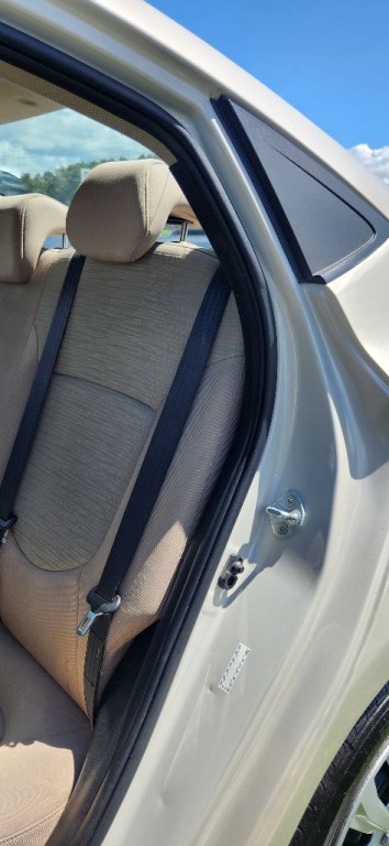 2017 Hyundai Accent Image 15