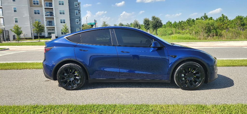 2021 Tesla Model Y Image 8