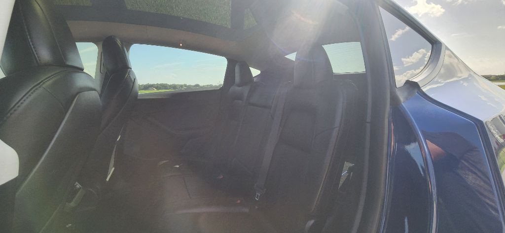 2021 Tesla Model Y Image 16