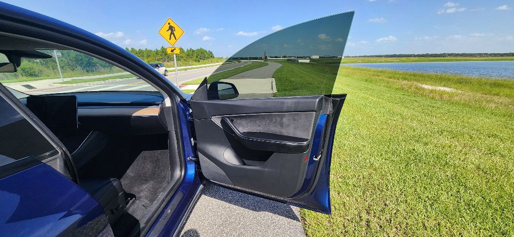 2021 Tesla Model Y Image 17