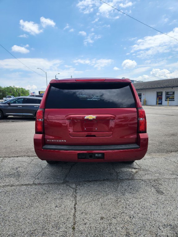 2015 Chevrolet Suburban Image 5