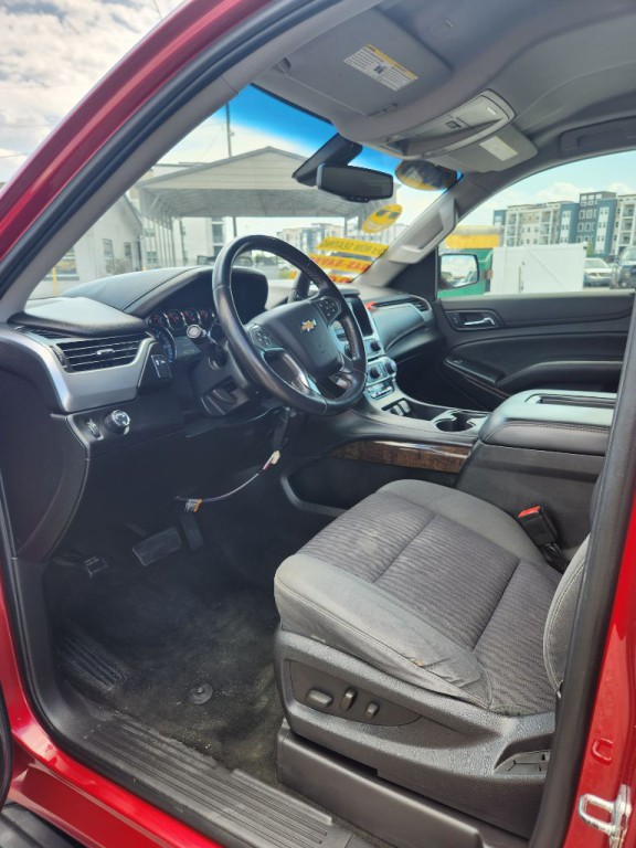 2015 Chevrolet Suburban Image 10