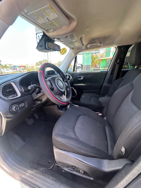 2017 Jeep Renegade Image 5