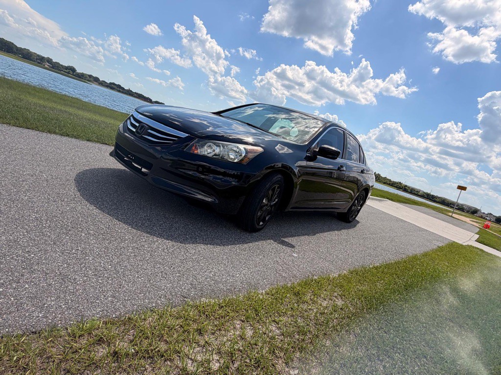 2012 Honda Accord Image 3