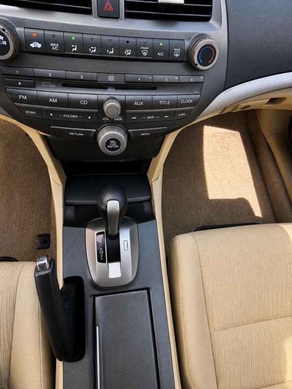 2012 Honda Accord Image 21