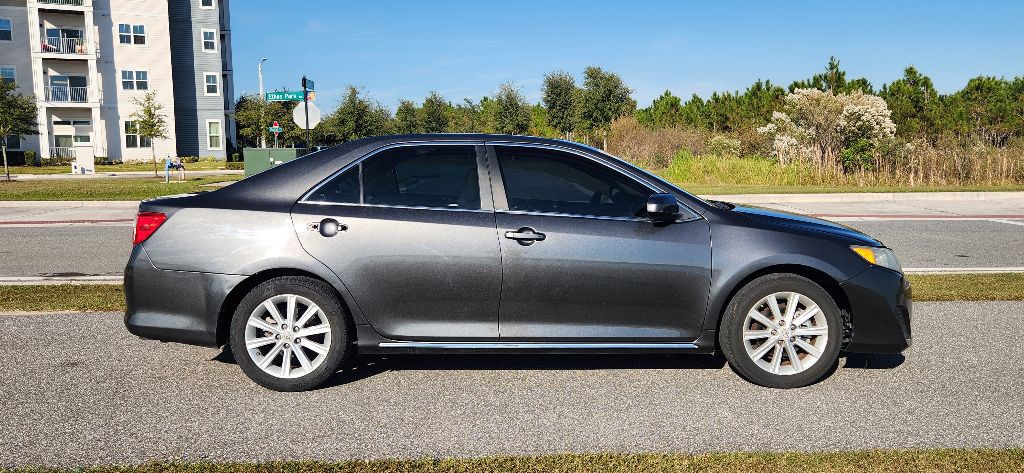 2012 Toyota Camry Image 4