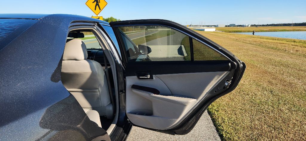 2012 Toyota Camry Image 21