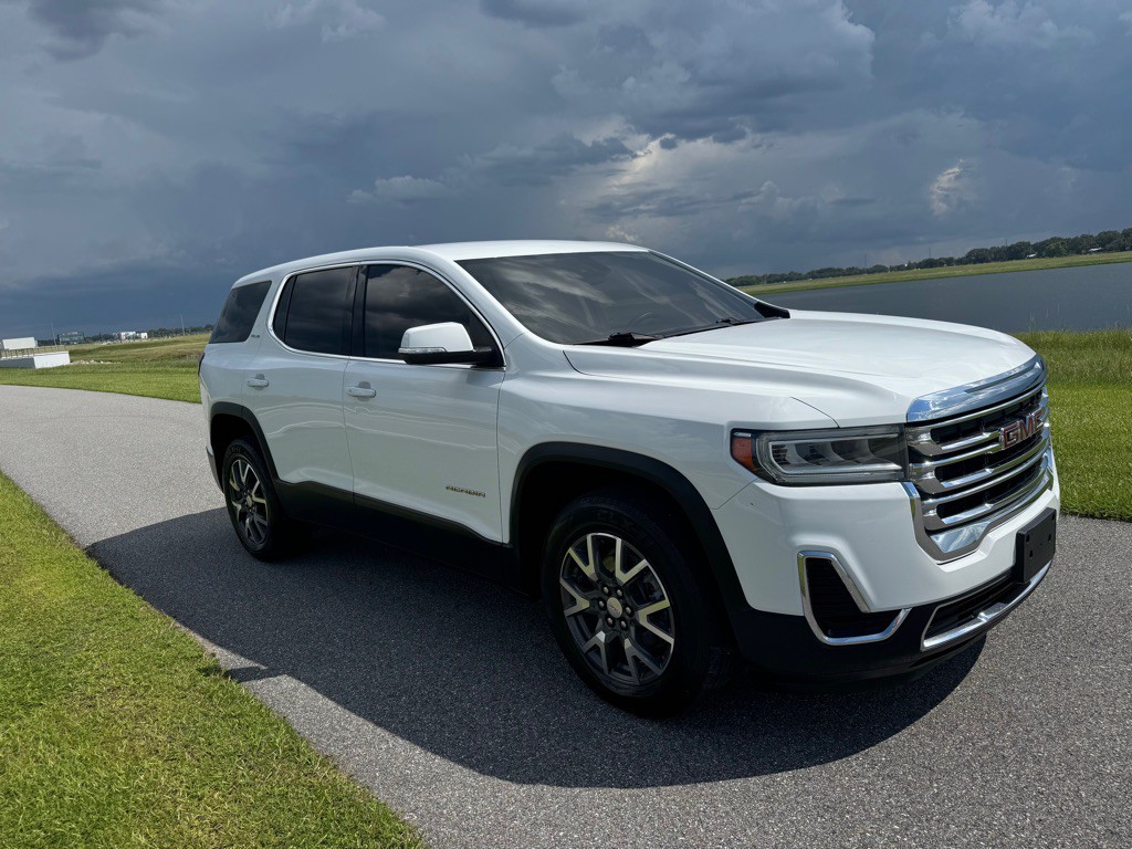 2021 GMC Acadia Image 2