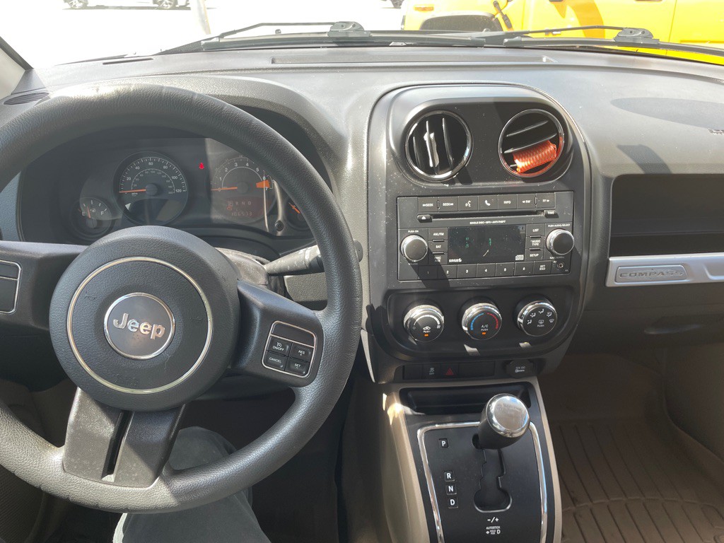 2014 Jeep Compass Image 4