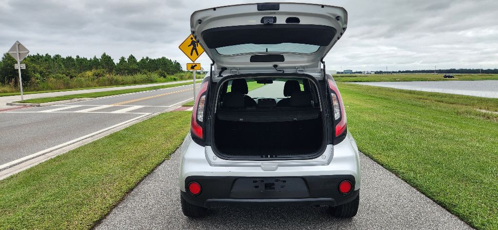 2017 Kia Soul Image 24