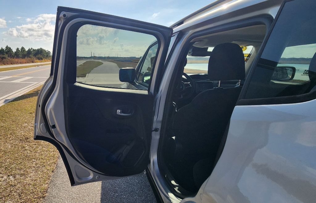 2020 Jeep Renegade Image 15