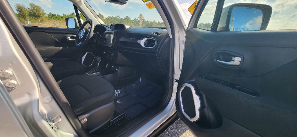 2020 Jeep Renegade Image 19