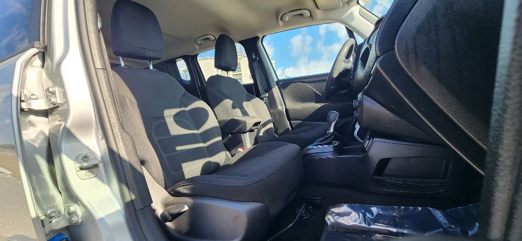 2020 Jeep Renegade Image 20