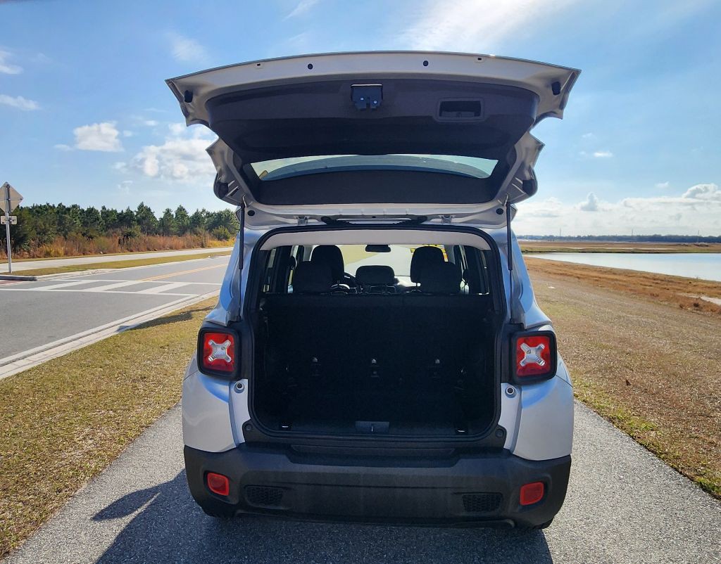 2020 Jeep Renegade Image 24