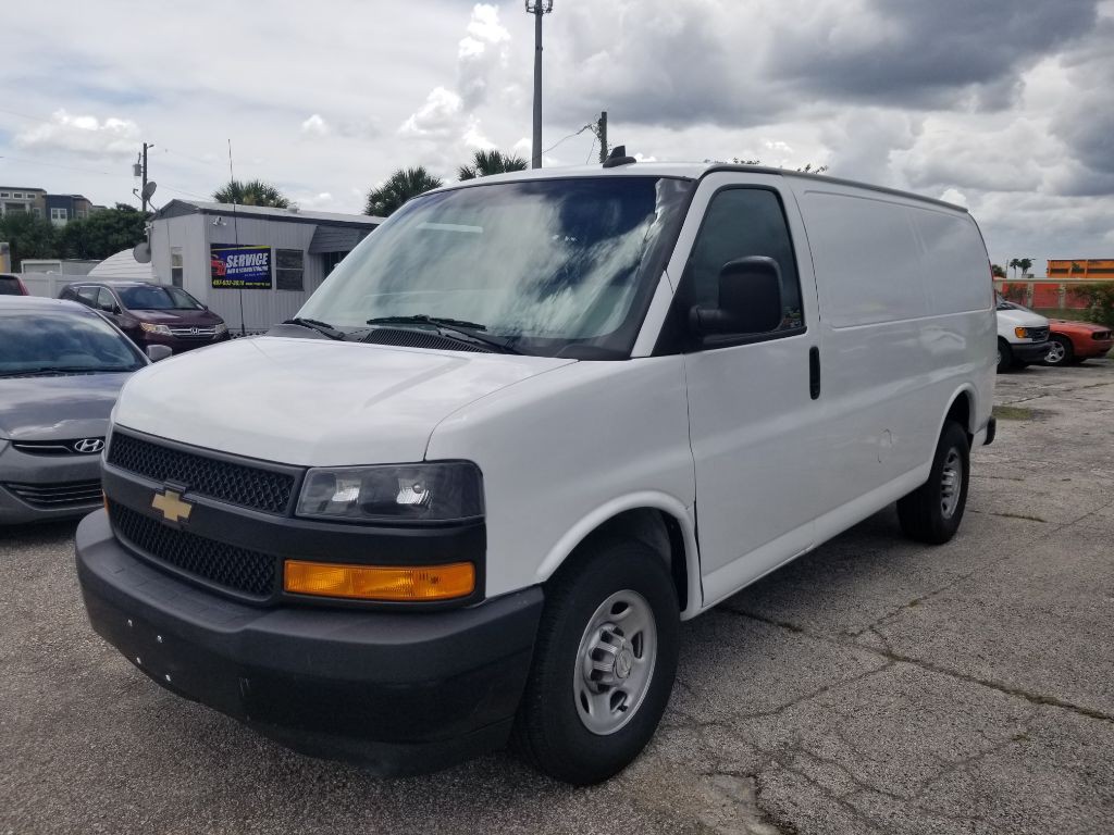 2019 Chevrolet Express Image 2