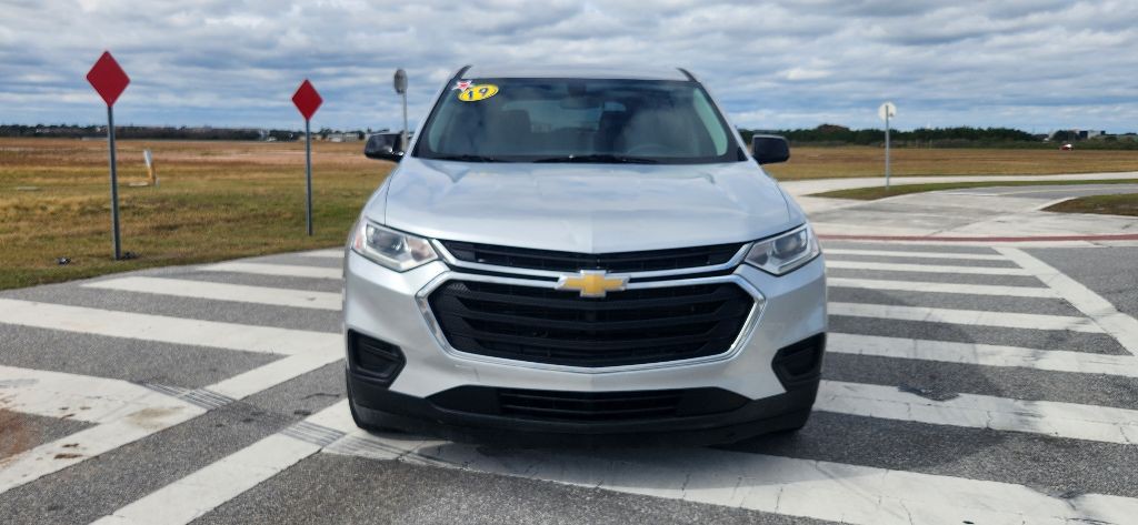 2019 Chevrolet Traverse Image 2