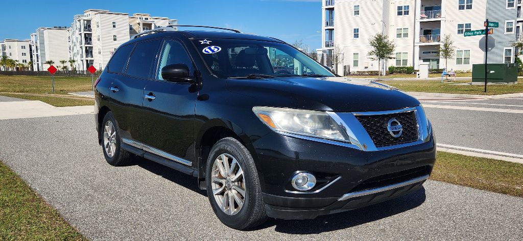 2015 Nissan Pathfinder Image 3