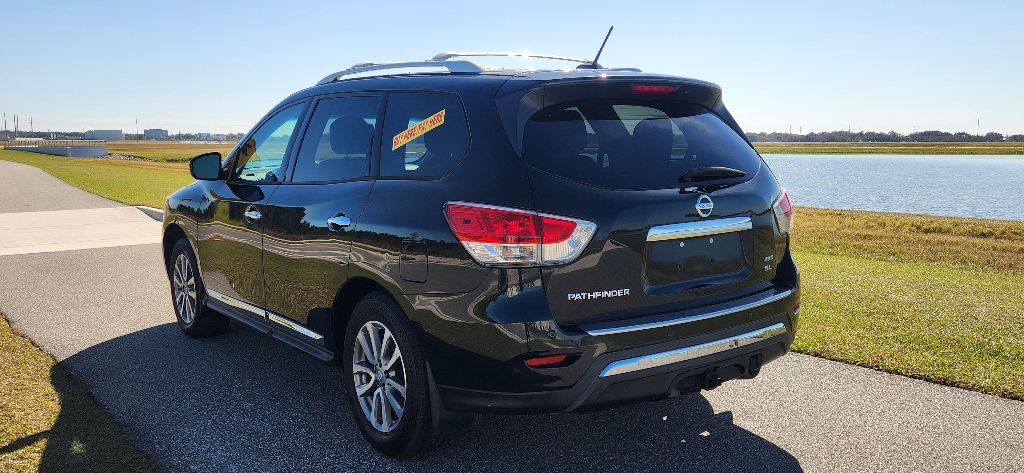 2015 Nissan Pathfinder Image 7