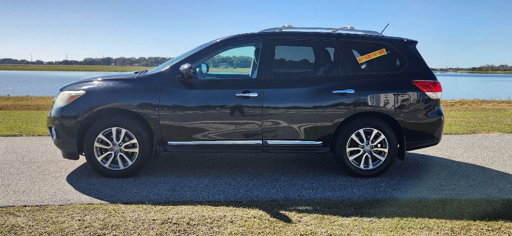 2015 Nissan Pathfinder Image 8