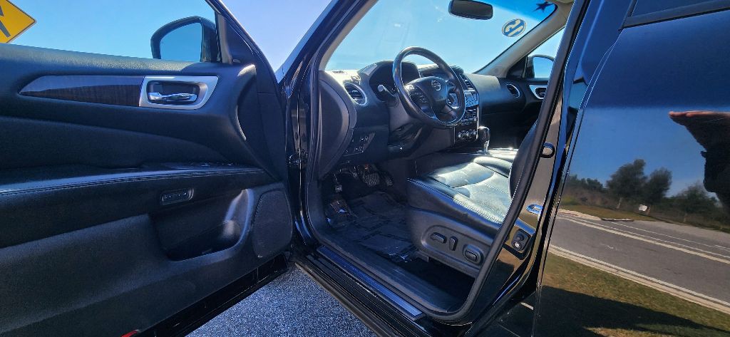 2015 Nissan Pathfinder Image 10