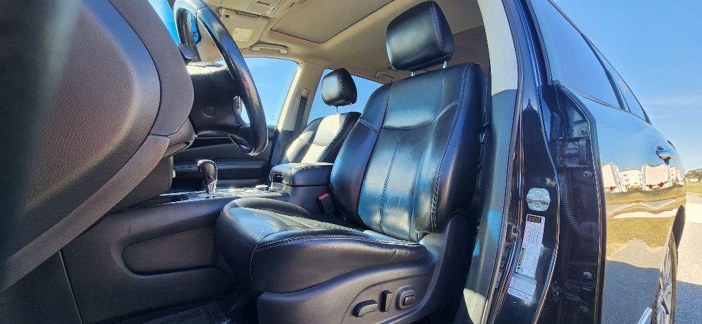 2015 Nissan Pathfinder Image 11
