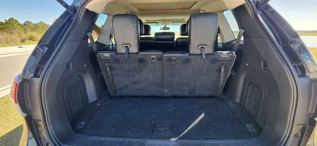 2015 Nissan Pathfinder Image 28