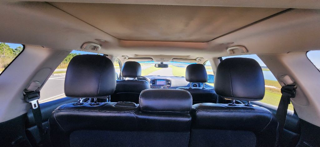 2015 Nissan Pathfinder Image 29