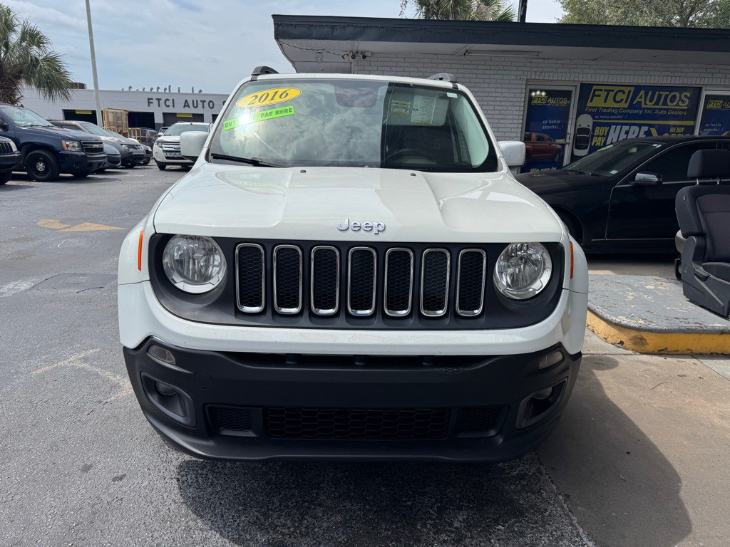 2016 Jeep Renegade Image 2
