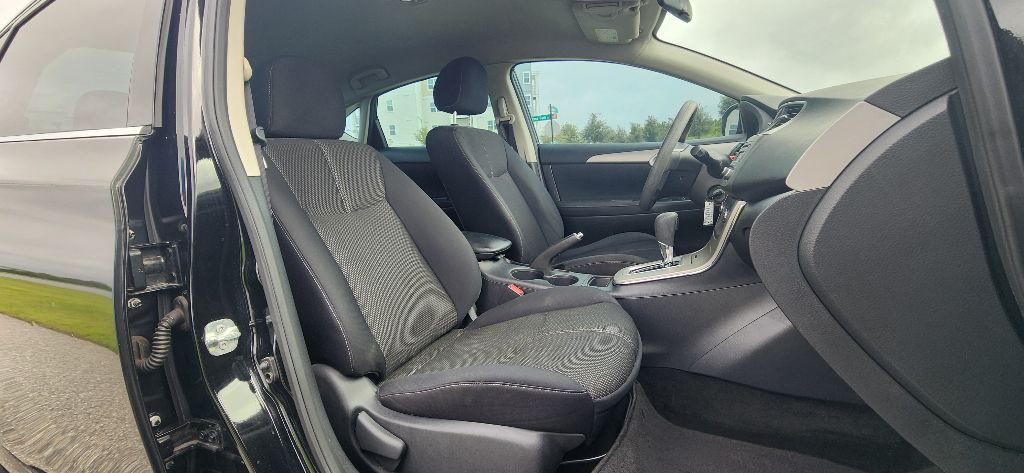 2014 Nissan Sentra Image 18